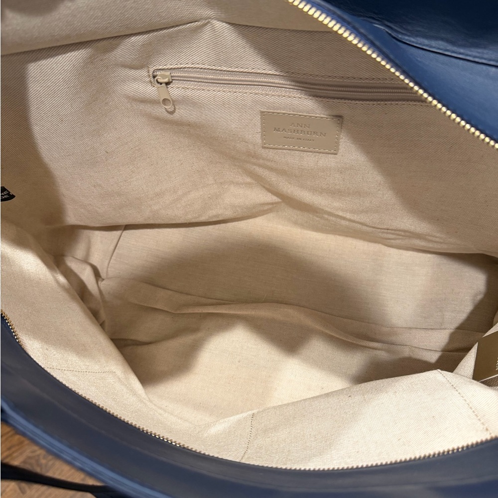 ANN MASHBURN Navy Leather Tote - Picture 2 of 7